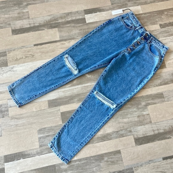 We Wore What Danielle High Rise Straight Leg Distressed Jeans Size 31 NWT EB - Picture 14 of 16